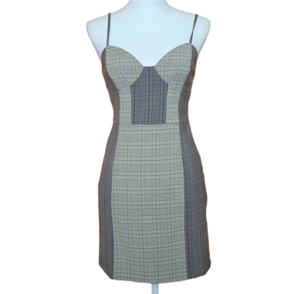 Isalis Gray Acadmia Fall Plaid Spaghetti Strap Knee Length Dress Size S